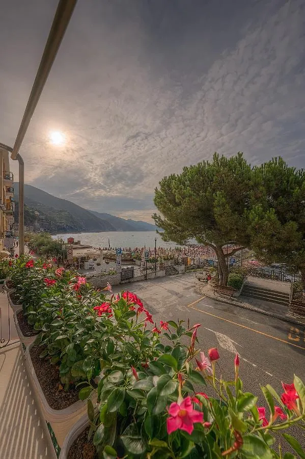 Affittacamere Da Flo Monterosso al Mare Guest house