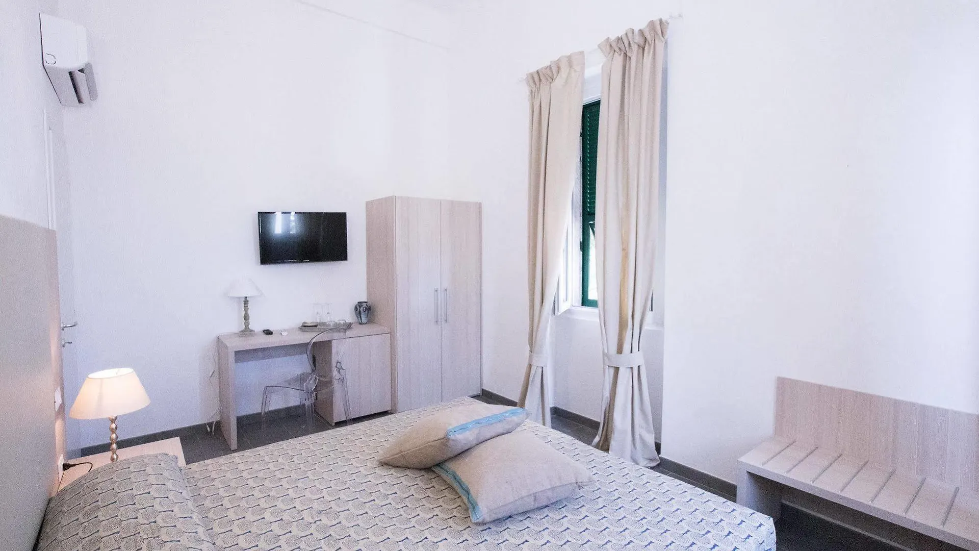 Affittacamere Da Flo Monterosso al Mare Guest house